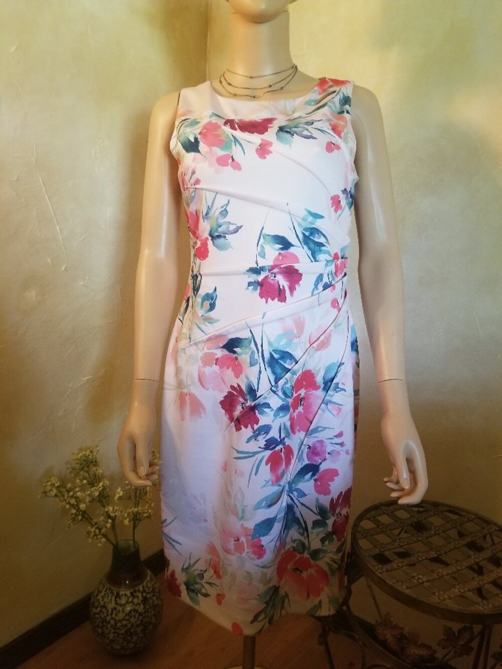 CALVIN KLEIN PINK FLORAL SLEEVELES SHEATH DRESS SZ 8